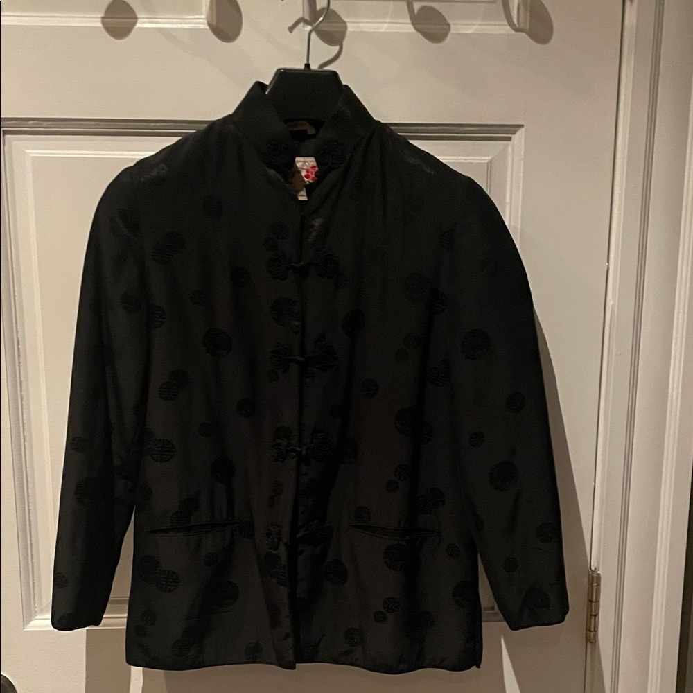 Peony  Brand 100 % silk black jacket